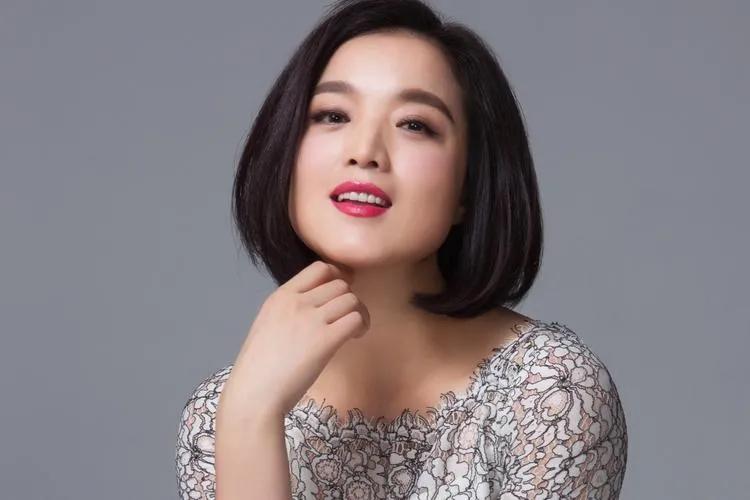 告別儀式合影曝光，李雙江白雪董文華神情嚴肅，黃宏笑容惹爭議(圖10)