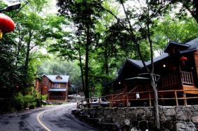 老界嶺農(nóng)家院包吃住價(jià)格