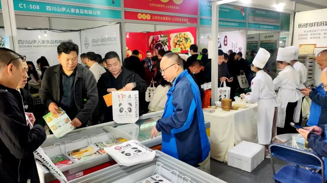 賴湯圓亮相良之隆展會，新品預(yù)制菜與爆漿糍粑系列引領(lǐng)新風(fēng)尚(圖3)
