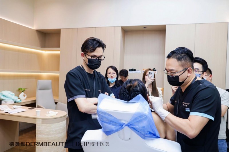 大事件！超震撼！“德美顏超級童顏”兩岸三地導師技術交流會暨蝶羽療法技術發布會璀璨落幕！(圖13)